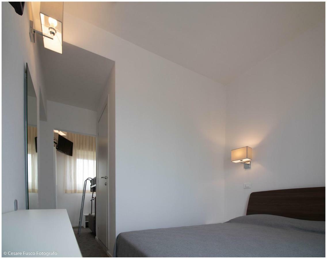 Hotel Caraibi Milano Marittima Exterior photo