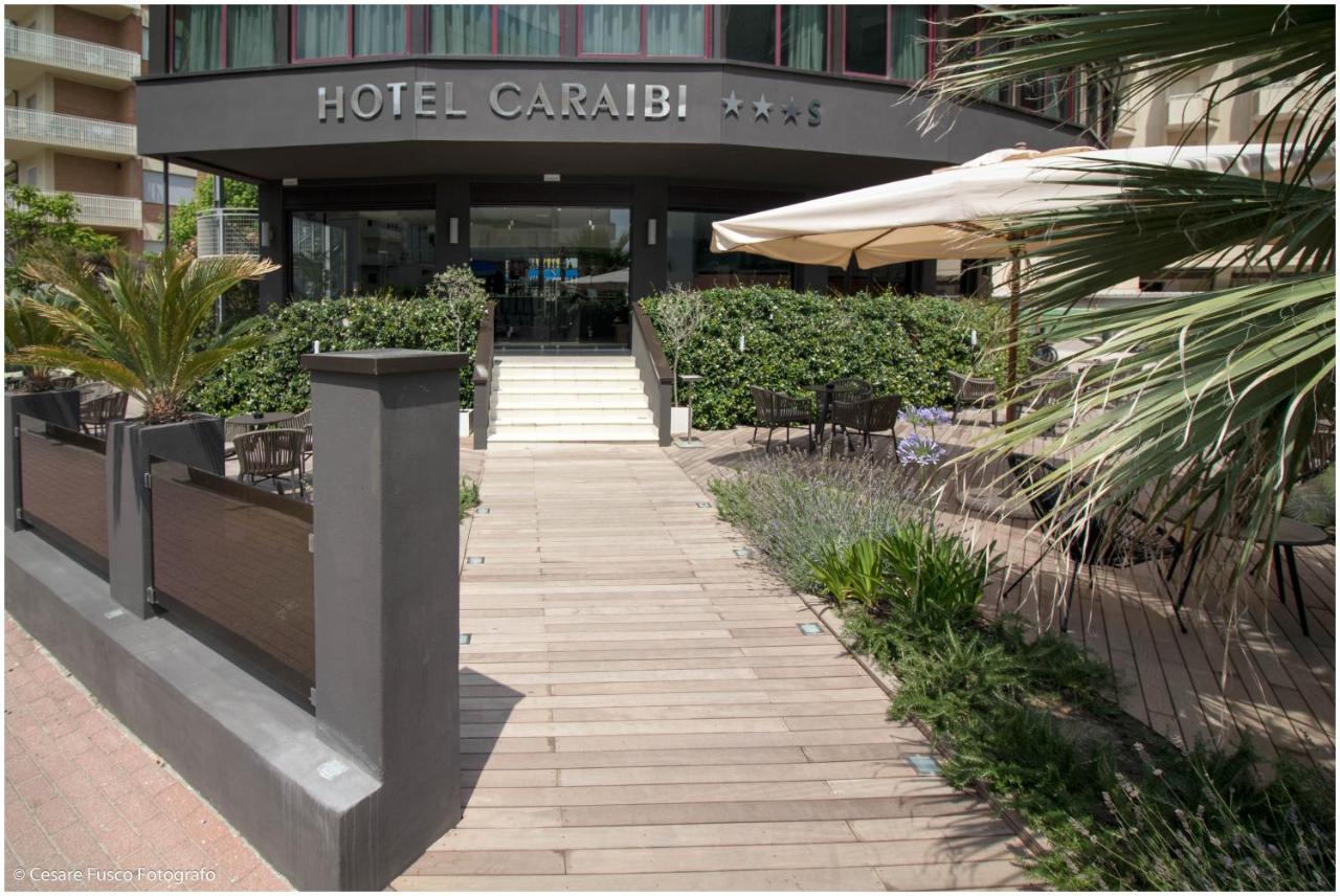 Hotel Caraibi Milano Marittima Exterior photo